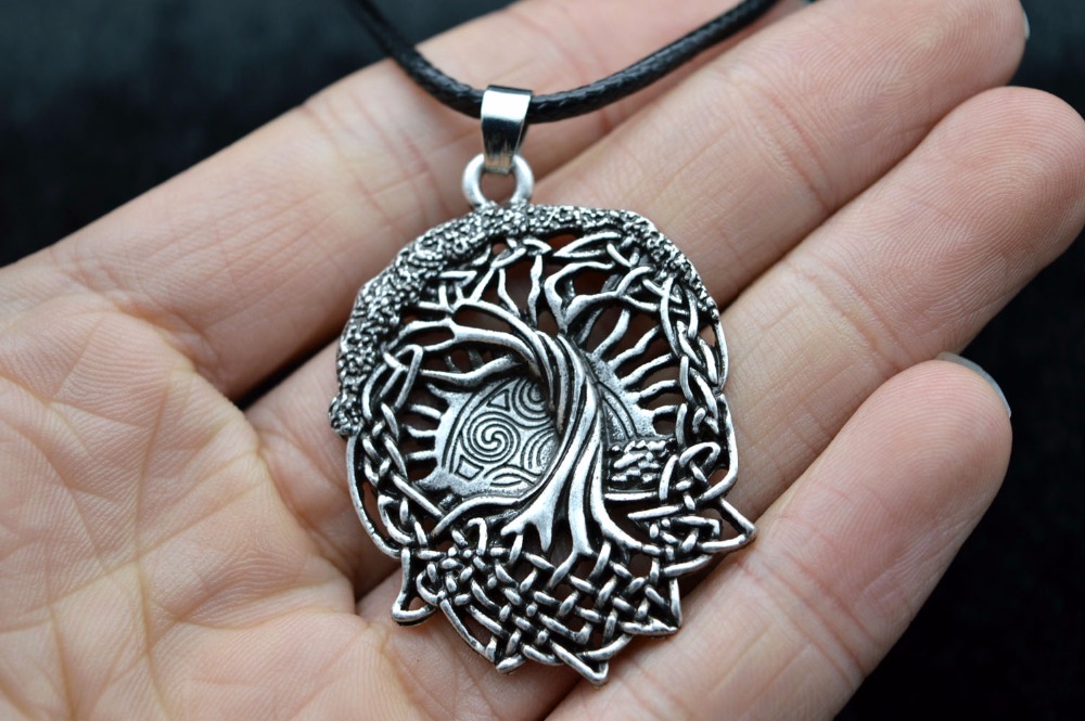 Tree Of Life Necklace Family T - Ethnic Fashion World ulasan dan harga